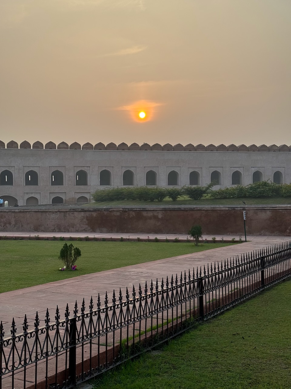 Sunset on Agra Fort